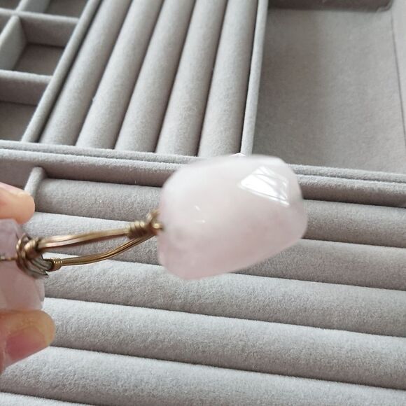 Bourbon & bowties pink stones bangle - Picture 5 of 8